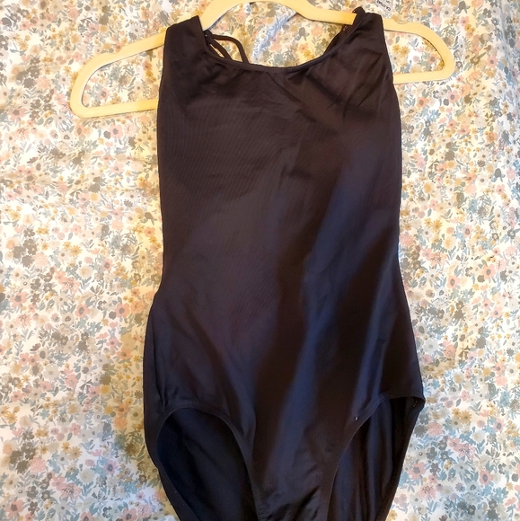 Leotard / Athletic bodysuit with strap design - Picture 1 of 4